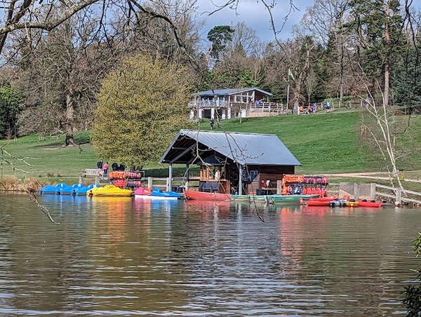 Dunorlan Boats